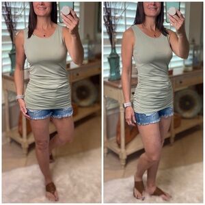 ❤️‍🔥Ruched Scoop Neck Sleeveless Summer Tank Sage Green 1721